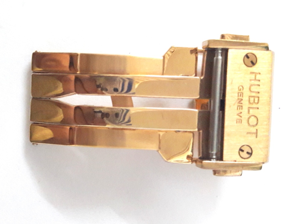 Hublot Classic Fusion Men's Chronograph Watch - 525.NX.0170.LR : Amazon.in:  Fashion