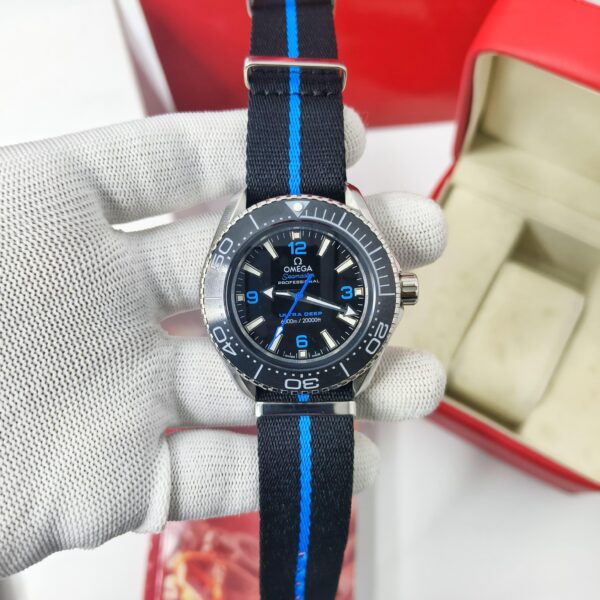 Omega Seamaster Planet Ocean Ultra Deep 6000M 215.32.46.21.03.001